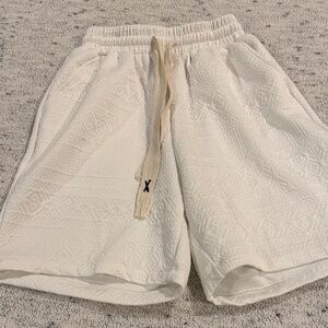 Men's Textured Athletic Shorts in Cream